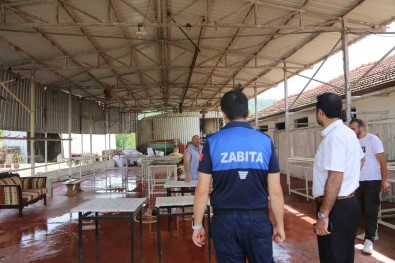 Serdivan'da Kurban Kesim Yerlerinde Denetim