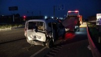 Yozgat'ta Otomobil Kirmizi Isikta Bekleyen Araca Arkadan Çarpti Açiklamasi 4 Yarali Haberi