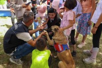 Jandarma Ekipleri 185. Yildönümünü Çocuklarla Kutladi