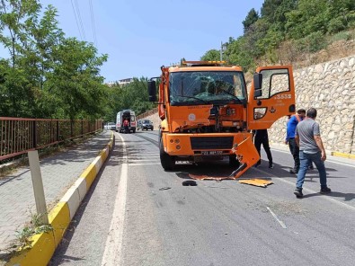 Tunceli'de Trafik Kazasi Açiklamasi 1 Yarali
