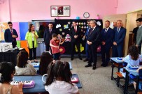 Diyarbakir'da 483 Bin 455 Ögrenci Karne Sevinci Yasadi