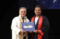 ERÜ Egitim Fakültesi Yeni Mezunlarini Verdi