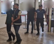 Insaattan Kablo Çaldilar, Polisten Kaçamadilar