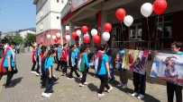 Karnelerini Alan Ögrenciler, Filistin'de Ölen Çocuklar Için Gökyüzüne Balon Birakti Haberi