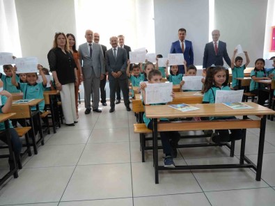 Kastamonu'da 55 Bin 560 Ögrenci Karne Heyecani Yasadi