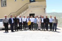 Kaymakam Özçelik Yapimi Devam Eden Hizmetleri Inceledi