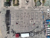 Komandolardan Gururlandiran Gösteri Açiklamasi 'Ay Yildiz' Figürü Olusturuldu