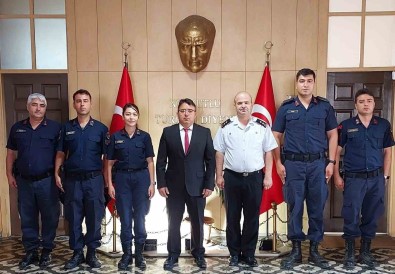 Marmaris Ilçe Jandarma Komutani Yarbay Çam, Kaymakam Kaya Ile Bir Araya Geldi