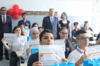 Sehidin Adinin Verildigi Okulda Karne Töreni Gerçeklesti