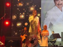 Tekirdag'da Ahmet Selçuk Ilkan Rüzgari Esti