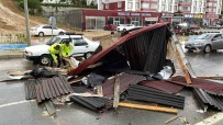 Yozgat'ta Firtina Çatilari Uçurdu Haberi