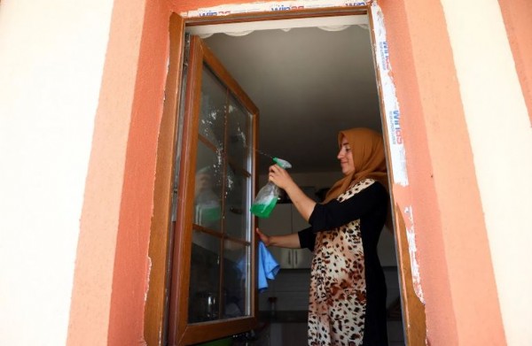 Yeni yuvada bayram sevinci! “Villamın temizliğini keyifle ve sevinçle yapıyorum”