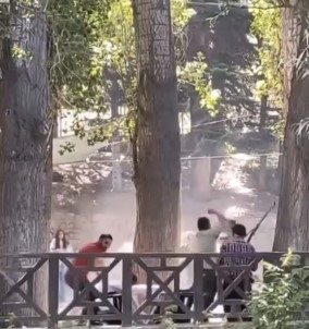 Piknik Alani Savas Alanina Döndü Açiklamasi 5 Yarali