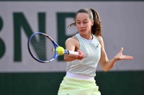 Zeynep Sönmez, Bir WTA 500 Turnuvasinda Ilk Defa Ikinci Turda