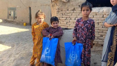 Ihlas Vakfi'ndan Yetimlere Bayram