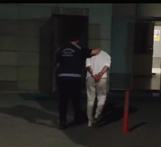 Konfeti Kutusuna Gizlenmis Uyusturucu Ele Geçirildi