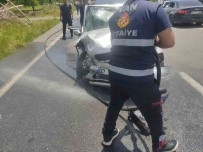 Otomobille Hafif Ticari Araç Çarpisti Açiklamasi 8 Yarali