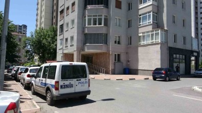 Bayramlari Hüzne Dönüstü Açiklamasi 57 Yasindaki Sahis Evinde Ölü Bulundu