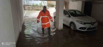 Burdur'da Firtina Bir Anda Geldi, Evlerin Çatilari Uçtu, Yangin Ve Su Baskinlari Olustu Haberi