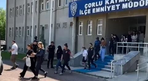 Rezidansa fuhuş operasyonu: 9 kadın kurtarıldı!