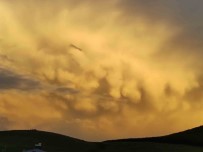 Ardahan'da Gökyüzü Kizila Büründü