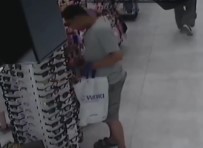 Gaziosmanpasa'da Müsteri Kiligindaki Hirsiz Çok Sayida Gözlük Ve Çanta Çaldi Açiklamasi O Anlar Kamerada