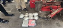Aracin Yedek Lastiginden 9.5 Kilo Uyusturucu Çikti Haberi