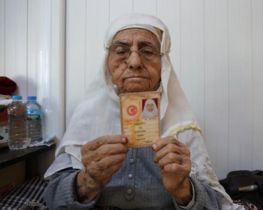 Asirlik Hatice Kübra Teyzenin Sasirtan Hayat Hikayesi