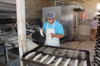 Siirt'te Ögrenciler Günde 6 Bin Ekmek Üretiyor Haberi