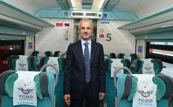 Emeklilerin de tercihi YHT! 62 bin kişi yararlandı