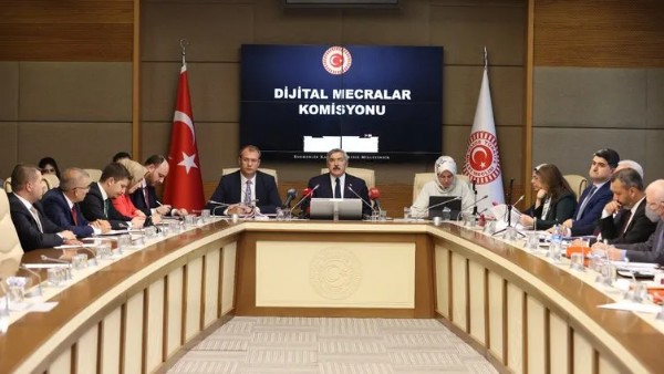 'Dijital Telif Yasası' TBMM gündeminde! Görüşmeler başlıyor: Google yetkilileri de gelecek