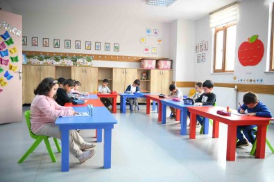 Çocuk Kulüplerinin Yeni Dönem Kayitlari Basladi