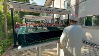 Jet Skiden Düserek Hayatini Kaybeden Genç Kiz Topraga Verildi