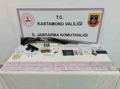 Kastamonu'da Uyusturucu Ile Yakalanan 7 Süpheliden 2'Si Tutuklandi