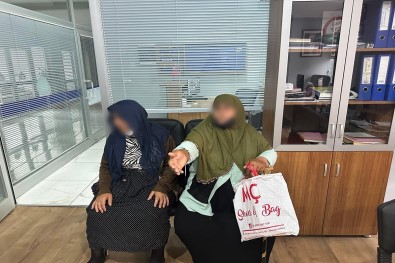 Akçaabat'ta 25 Dilencinin Üzerinden Çikan 22 Bin 636 TL'ye El Konuldu