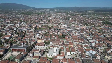 Düzce'de 66 Kaçak Yapi Tespit Edildi 7'Sine Yikim Karari Çikti