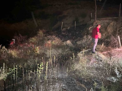 Tokat'ta Otluk Alanda Çikan Yangin Büyümeden Söndürüldü