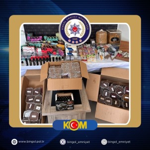 Bingöl'de Kaçak Sigara Ve Malzemeler Ele Geçirildi