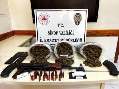 Sinop'ta Degeri Yaklasik 3 Milyon TL Degerinde Uyusturucu Madde Ele Geçirildi