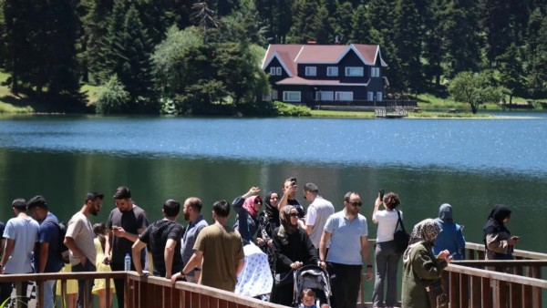 Milli parklar rekor kırdı! Bakan Yumaklı rekor rakamı açıkladı