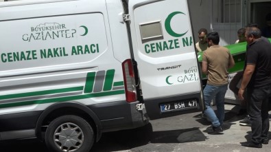 58 Yasindaki Adam Düsme Sonucu Hayatini Kaybetti, Aile Ihmal Iddiasinda Bulundu