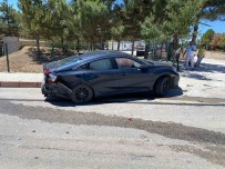 Elazig'da Trafik Kazasi Açiklamasi 2 Yarali