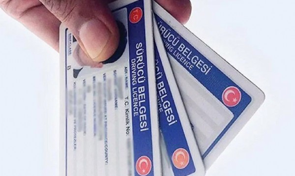 Ehliyeti olanlar dikkat: Polis kontrolünde bu işleminiz yapılmamışsa ceza yağacak!