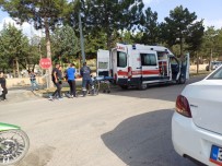 16 Yasindaki Ehliyetsiz Sürücünün Kullandigi Motosiklet Ticari Araçla Çarpisti Açiklamasi 1 Yarali Haberi
