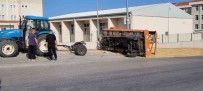 Bugday Yüklü Traktör Devrildi, Yol Bugday Ambarina Döndü