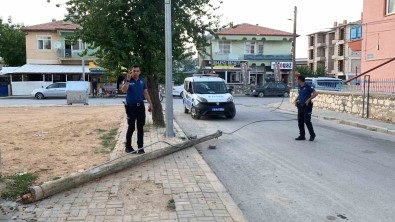 Karaman'da Kirilan Telefon Diregi Kaldirima Devrildi