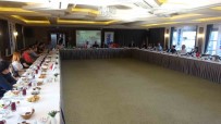 Otel Temsilcileriyle Turistlerin Sagligini Konustular