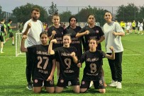 Cizreli Kizlar, Sokak Futbolu 5X5 Oyunlarinda Bölge Sampiyonu Oldu