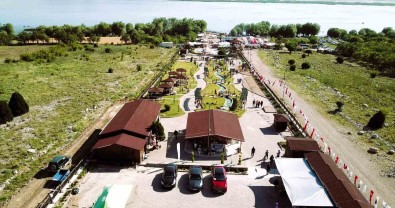 GEKA'nin Destek Verdigi Projeyle Nilüferin Rüyasi Çivril'de Gerçek Oldu