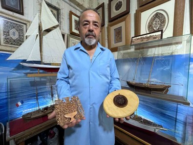 Hobi Olarak Basladigi 'Naht' Sanatini, Tarihi Çarsinin Tek Ustasi Olarak Sürdürüyor